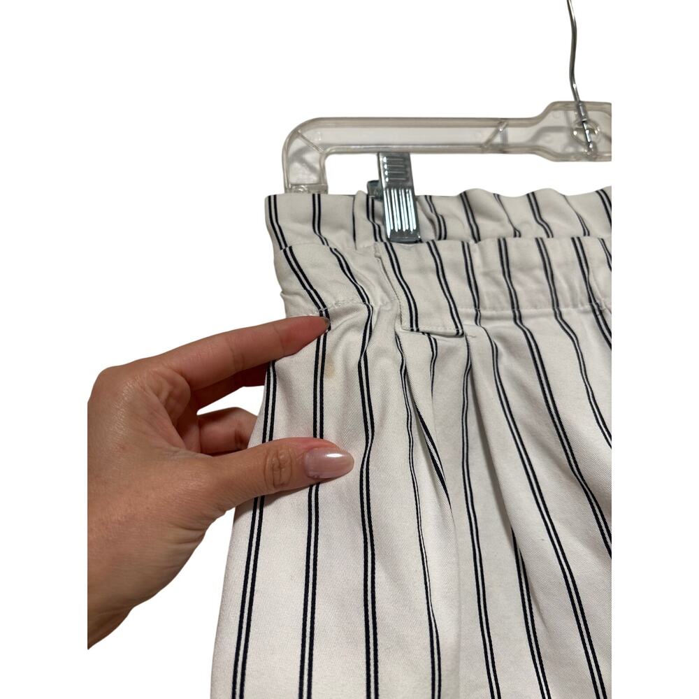 Zara White Navy Pinstripe High Waist Shorts S - Picture 4 of 9